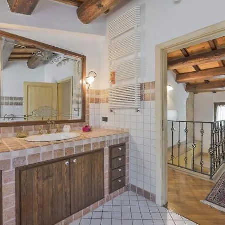 Sleeps 8 Pool Wifi *