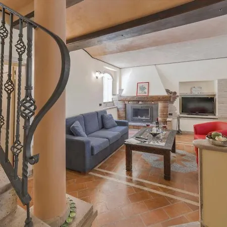 Sleeps 8 Pool Wifi Campofilone